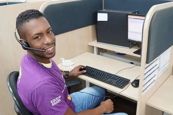 Operador comercial: o que faz, salário e como conseguir